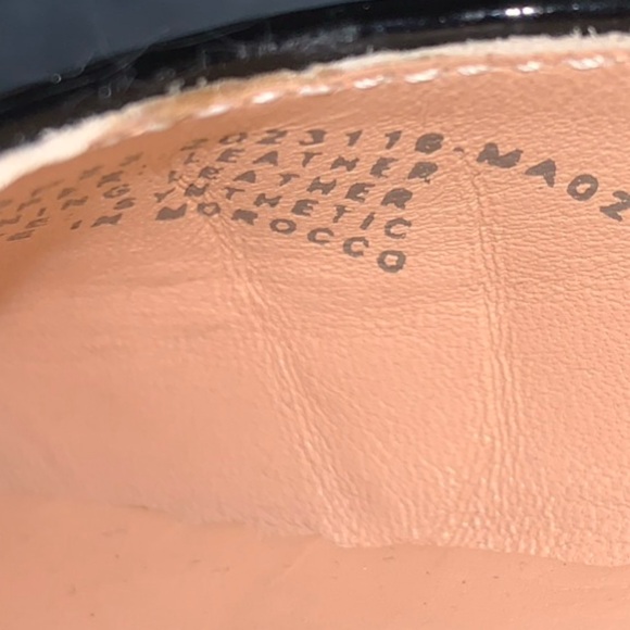 Zara White and Black Flats - Picture 6 of 7